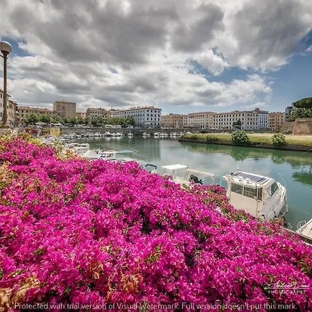 La Casa Colorata - Close To The Port And Ferries Livorno