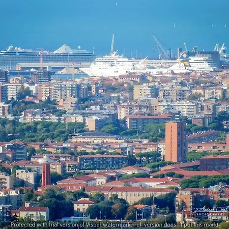 Apartment La Casa Colorata - Close To The Port And Ferries Livorno